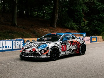 Debiut pierwszego Delphi Art Car
